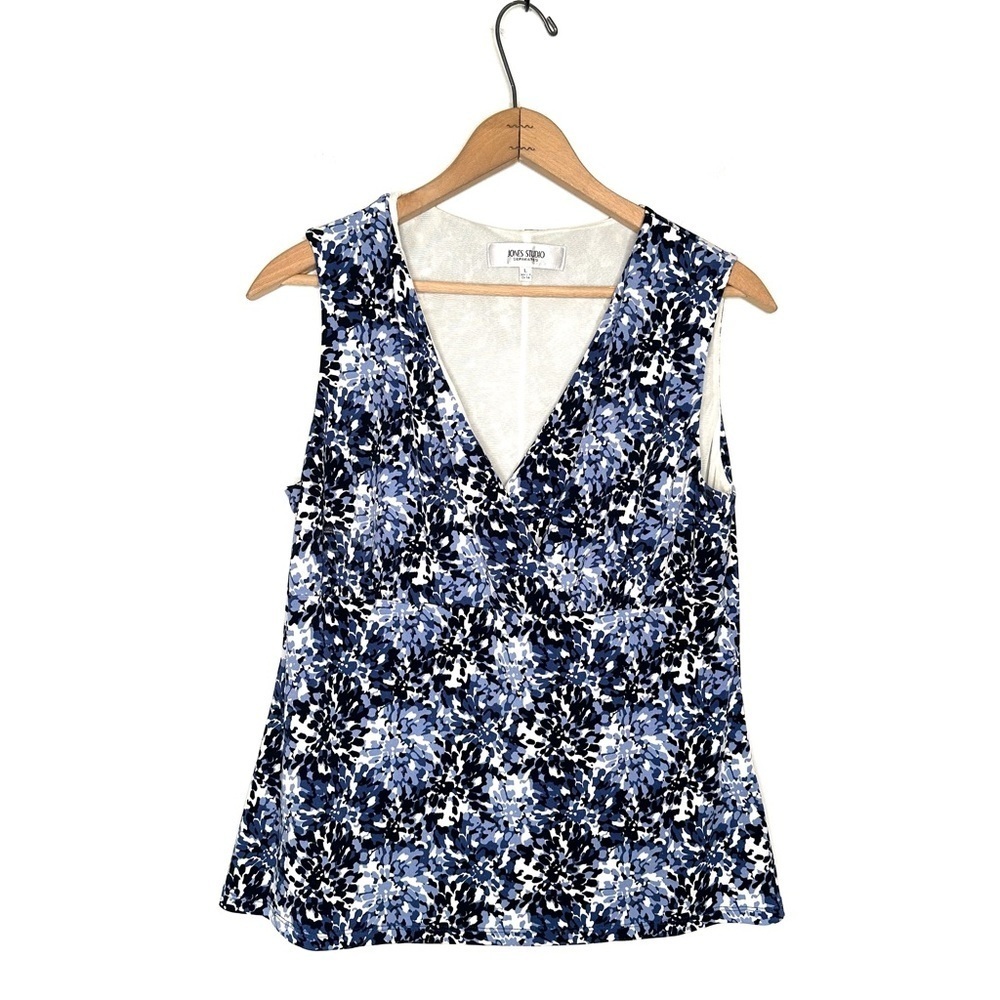 Jones Studio Separates | Blue Floral V Neck Sleeveless Wrap Top